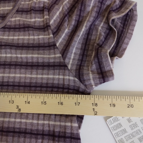 Size M Lularoe Classic T Purple Stripe Short Sleeve NWT - Picture 5 of 5